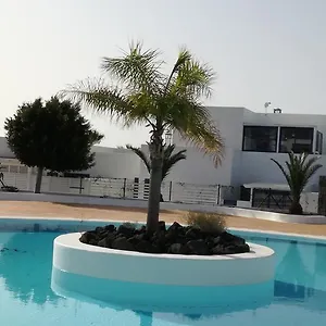 https://casa-yaiza-puerto-calero.in-canary-islands.com